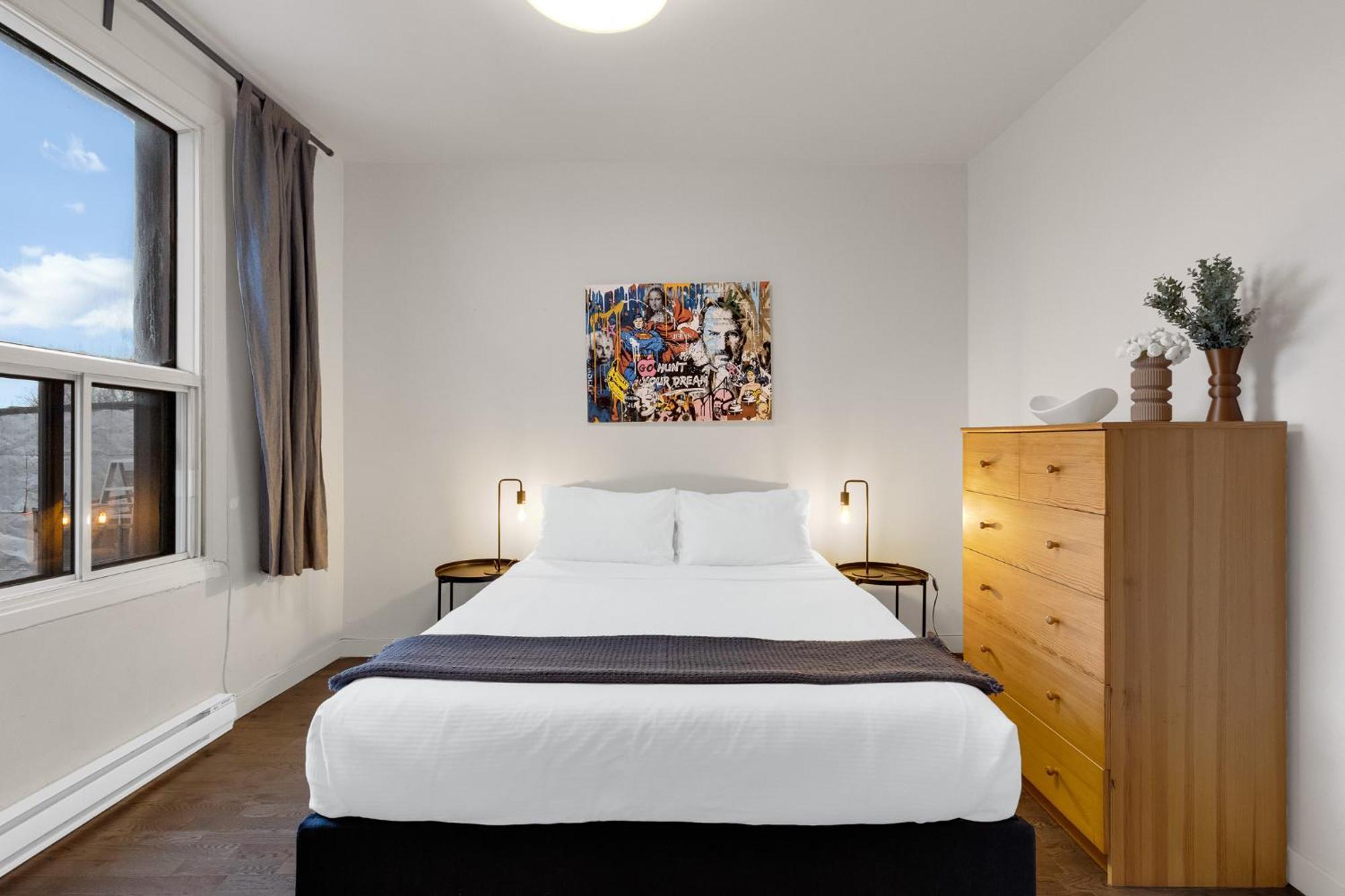 Liv Mtl Avenue Aparthotel Монреал Екстериор снимка