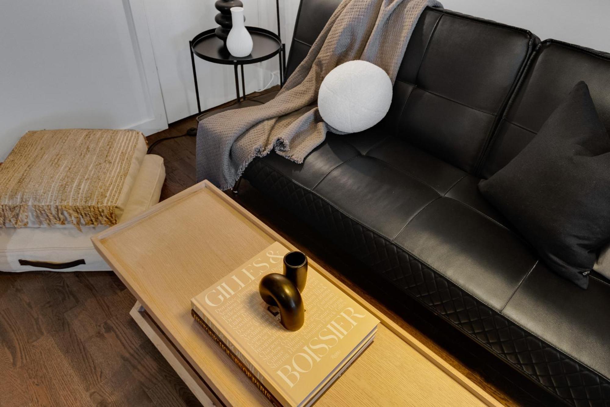 Liv Mtl Avenue Aparthotel Монреал Екстериор снимка
