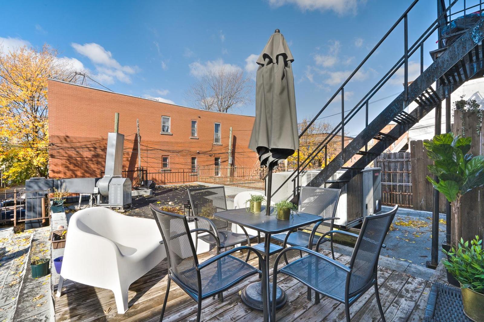 Liv Mtl Avenue Aparthotel Монреал Екстериор снимка